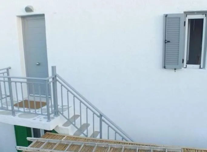 Costa Ilios 3 Bedroom Flat Apartment *