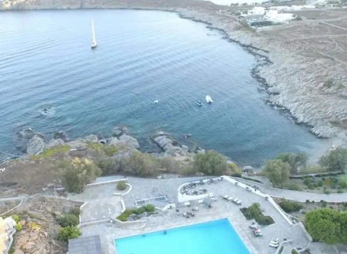 Costa Ilios 3 Bedroom Flat * 오르노스