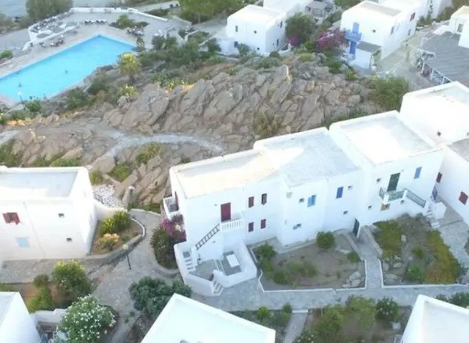 Costa Ilios 3 Bedroom Flat 오르노스